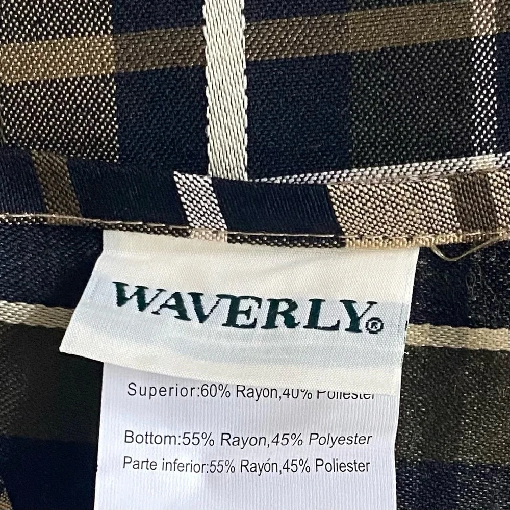 Waverly Fairfield Valance in Black and Gold  Plaid